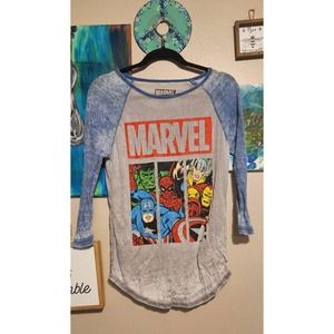 Marvel womans small baseball tshirt gently used thor spiderman iron man hulk cap